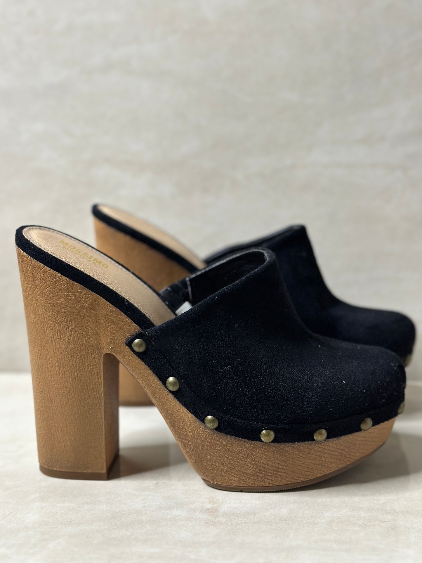 NEW Clogging Around Heels