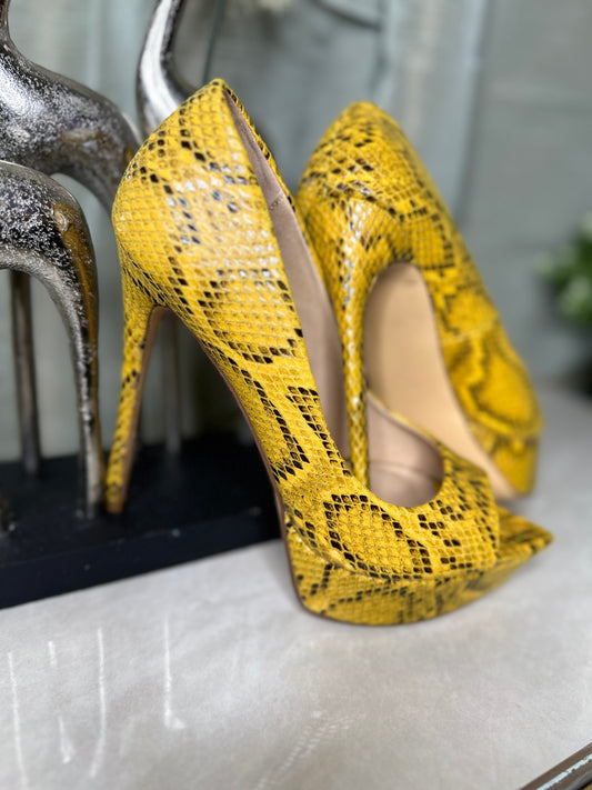 NEW Yellow High Heels
