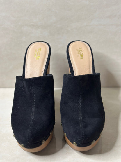 NEW Clogging Around Heels
